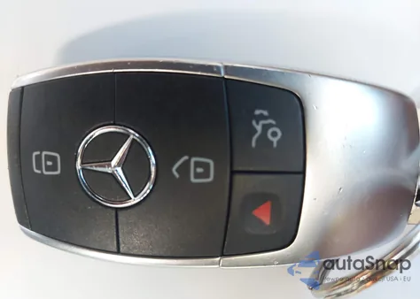 2019 Mercedes-Benz C 300 из США, поврежденный, VIN WDDWF8DB5KR518130